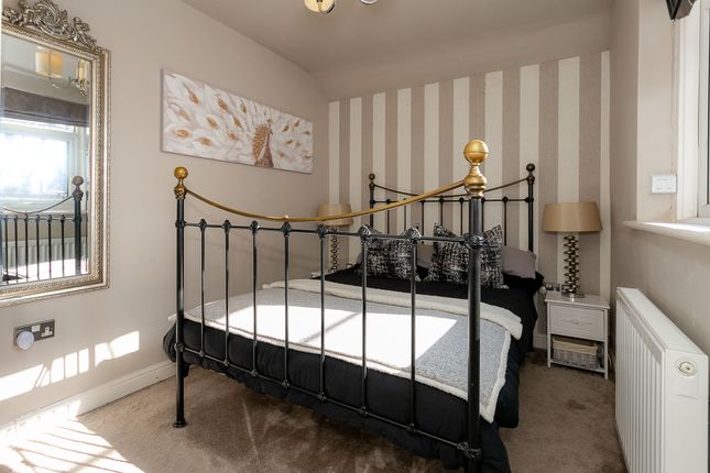 Flat 2, 14 Dragon Avenue, Harrogate photo 4