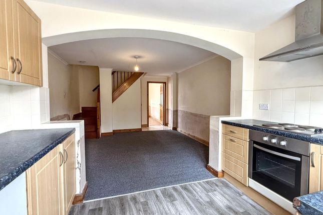 123 Silver Street, Coalville photo 3