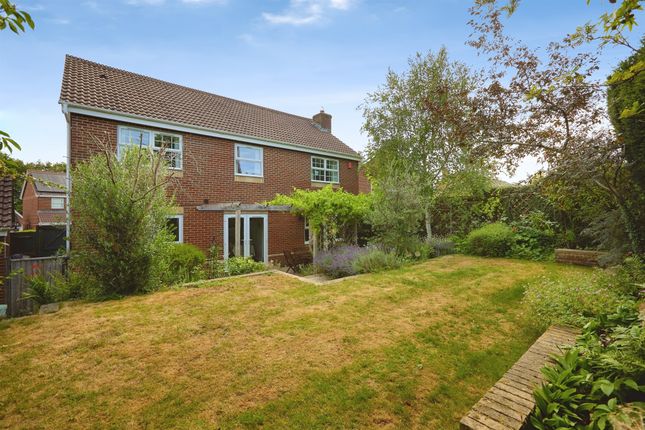 27, Longhill Drive, Salisbury photo 3
