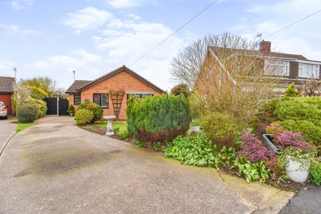 Thumbnail Bungalow for sale in Hillside Crescent, Barnetby