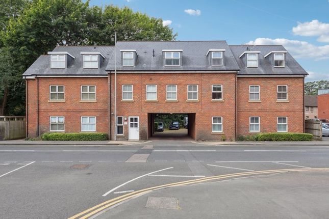 Flat for sale in Red Lion Street, Chesham