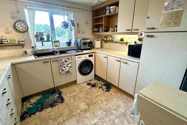 The Sycamores, Flat 40, Trevarthian Road, St. Austell photo 3