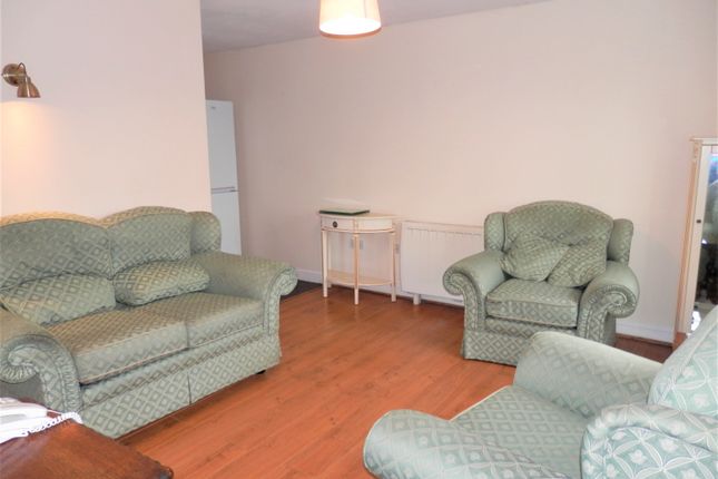 46 Home Orchard, Ebley, STROUD photo 2