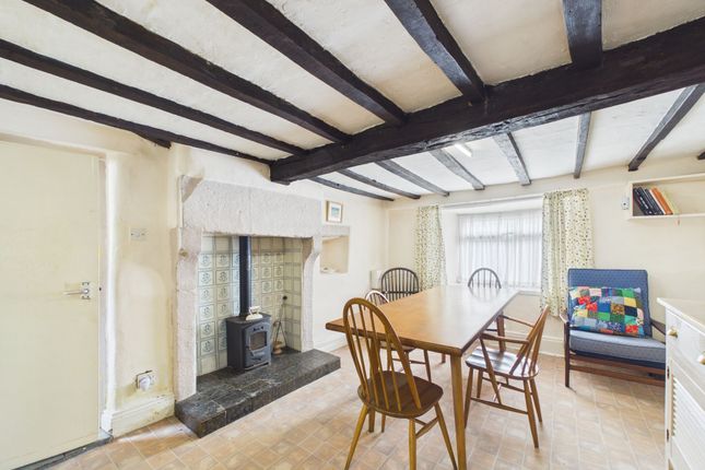 2 Cromford Road, Matlock photo 3