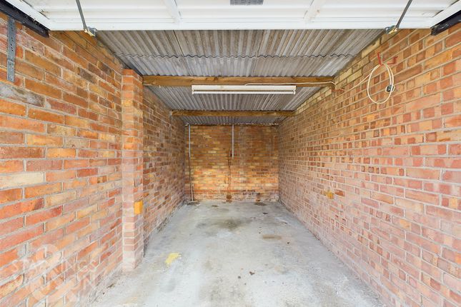 Parking/garage for sale in St. Annes Close, Beccles