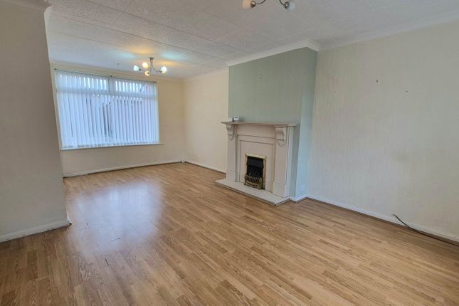 203, Ormskirk Road, Upholland photo 2