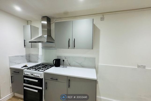 Flat   Invicta Road, Sheerness photo 5