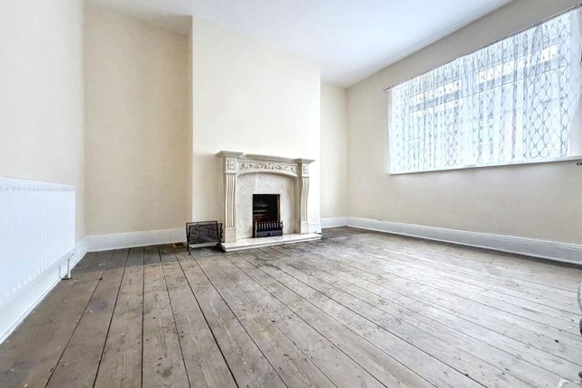 30, Gill Crescent North, Houghton Le Spring photo 2