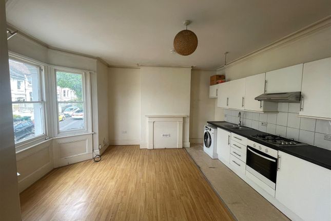 Flat for sale in Ditchling Rise, Brighton