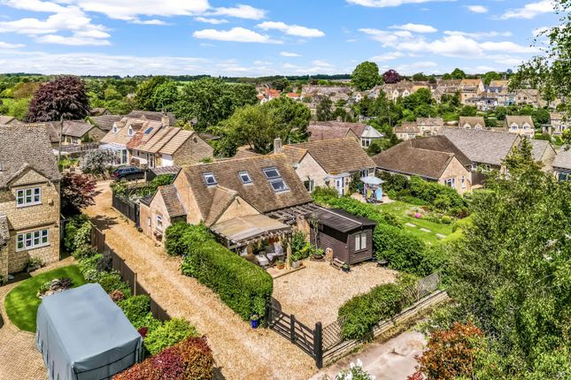 Thumbnail Bungalow for sale in Berrells Road, Tetbury, Gloucestershire