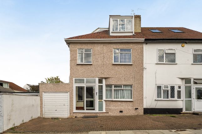 Perth Avenue, London photo 2