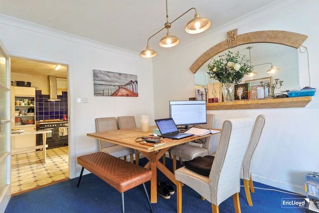 11, Manor Vale Road, Brixham photo 4