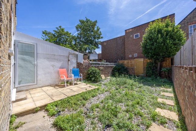 Flat 1, 21, Weston Road, Southend-On-Sea photo 4