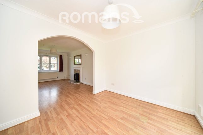 2, Sorrel Close, Berkshire photo 4