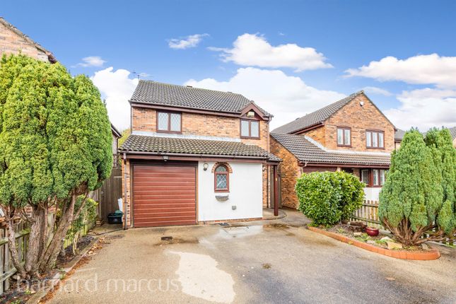 Thumbnail Detached house for sale in Thurnham Way, Tadworth