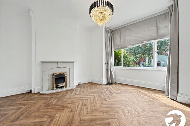 4, Wood Vale, London photo 2