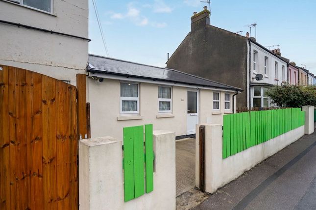 1-bed semi-detached on 2a Eshton Road, Eastbourne, £195,000