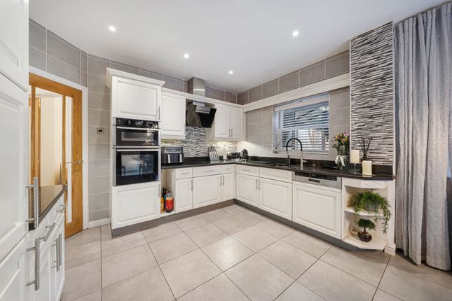 9 Ewanville, Liverpool photo 4