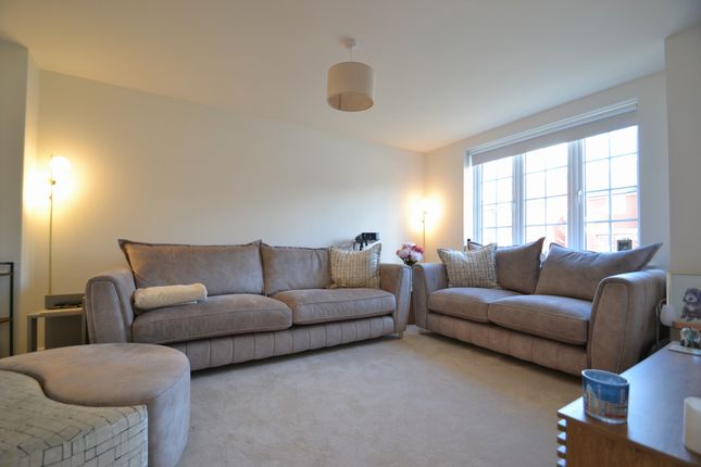 42, Moss Drive, Newport photo 2