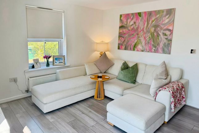 5, Bremner Way, Berkshire photo 2