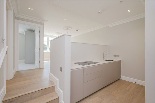 Flat 9, Rossdale Court Richmond Sq, 44, Kew Foot Road, Richmond photo 4