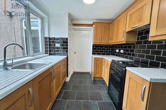 6 Mansel Street, Port Talbot photo 3