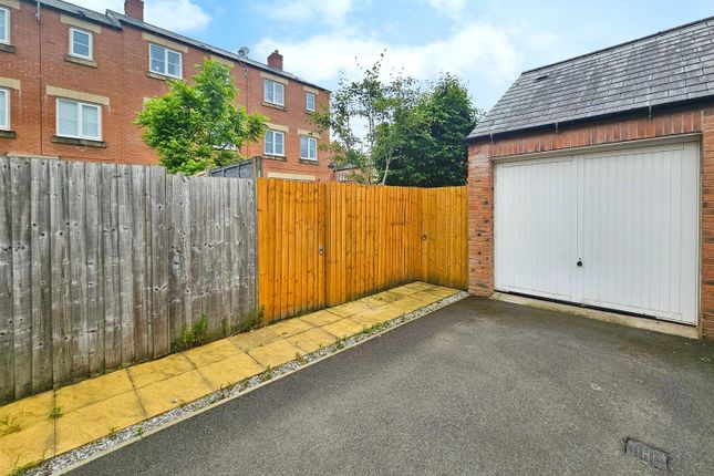 66, Geneva Way, Biddulph photo 2