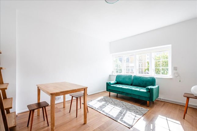 29, Winsham House, Euston photo 3