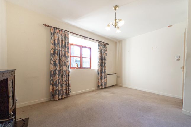 Flat for sale in Westbourne Mews, Sandy Lane, Congleton