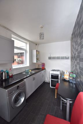 Studio to rent in Laurie Avenue, Forest Fields, Nottingham