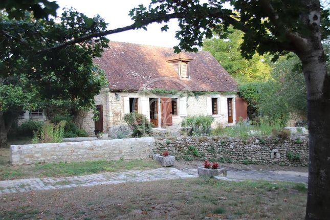 Property for sale in Saint-Pierre-De-Maille, 86310, France, Poitou-Charentes, Saint-Pierre-De-Maillé, 86310, France