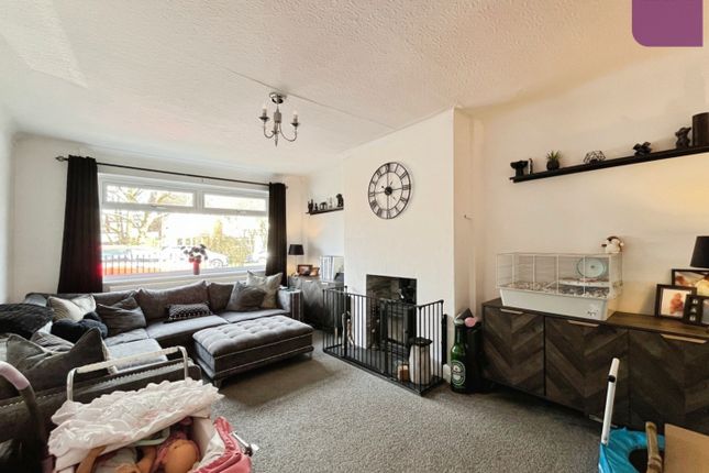 30, Haugh Lane, Rochdale photo 3