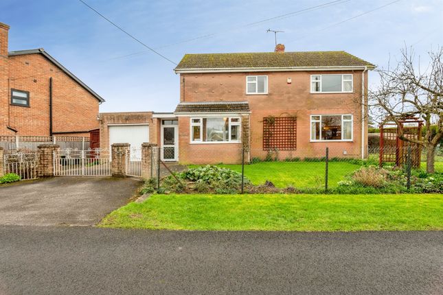 Creswell, Grove Crescent, Worcester photo 3