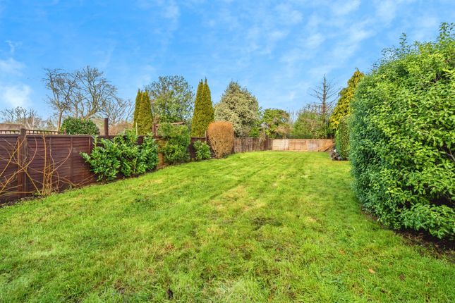 30, Fletcher Place, Chichester photo 3