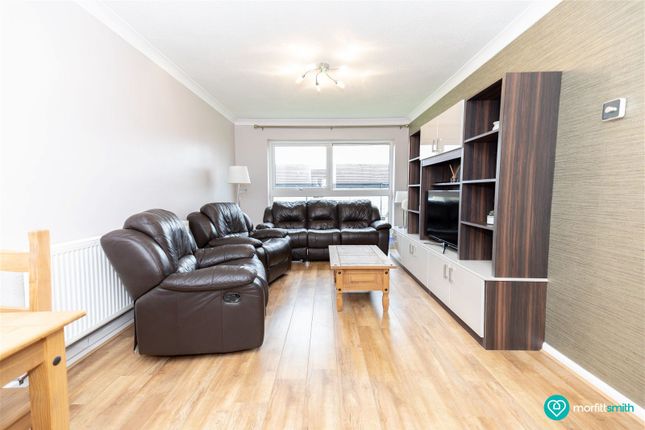 Flat for sale in Grassdale View, Hackenthorpe