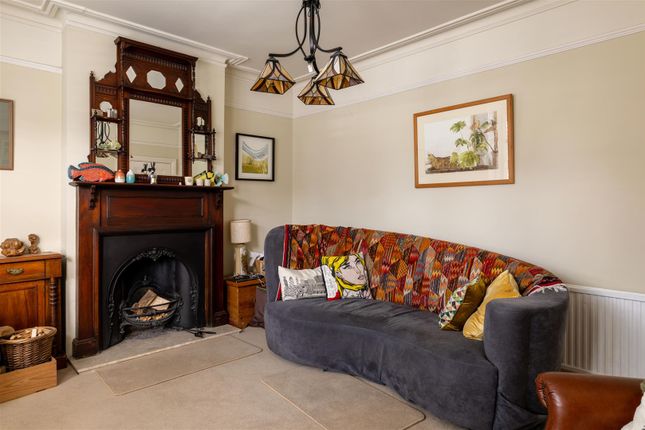 47, Deerings Road, Reigate photo 4