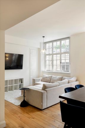 80, Park Street, London photo 4