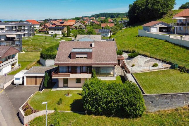 Thumbnail Villa for sale in Remaufens, Canton De Fribourg, Switzerland