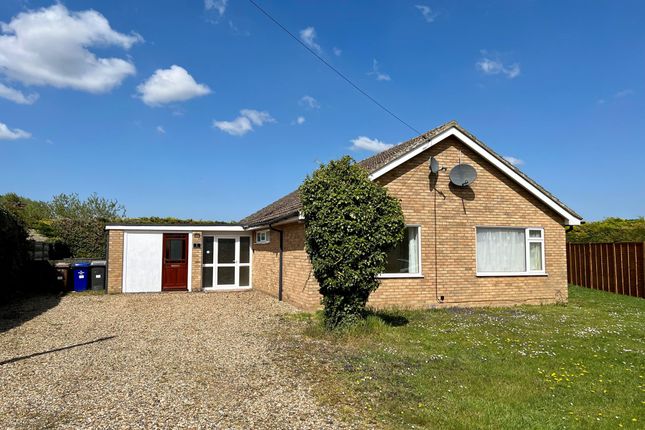 Thumbnail Bungalow to rent in The Green, West Row, Bury St. Edmunds