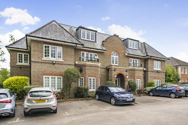 Thumbnail Flat for sale in Ascot, Berkshire