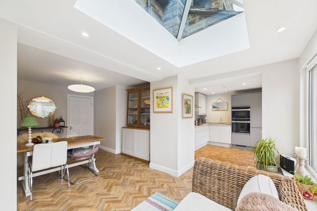 6 Oak Tree Gardens, Matlock photo 4