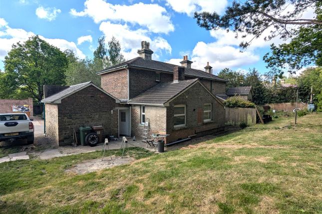 Woodmans Cottage, Blackhurst Park, Tunbridge Wells photo 2