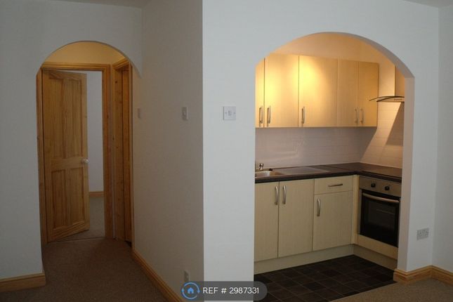 Studio flat on The Avenue, Acocks Green, Birmingham, £950/mo