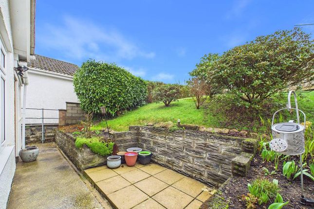 14 Elder Grove, Carmarthen photo 4