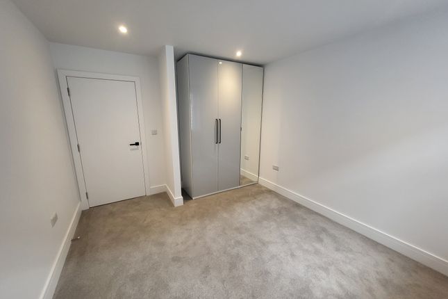 Flat to rent in Abbey Close, Abingdon, Oxon