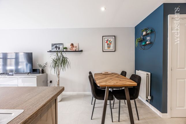 73 Woodpecker Way, Norwich photo 4