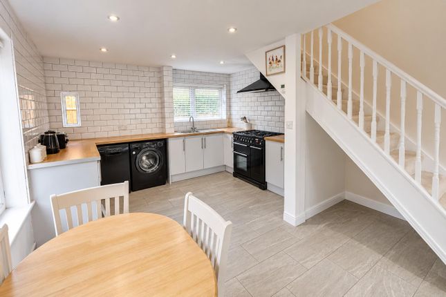 14, Glebe Road, Newent photo 4