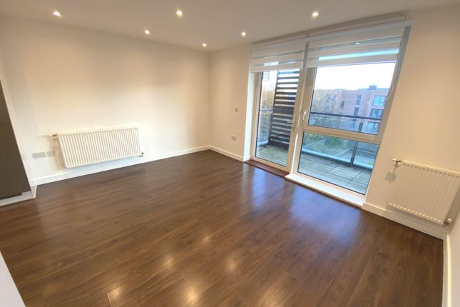 Brunel Court, Edgware photo 4
