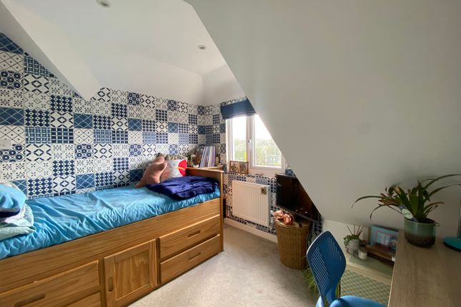 Semi-detached house for sale in London Road, Rayleigh