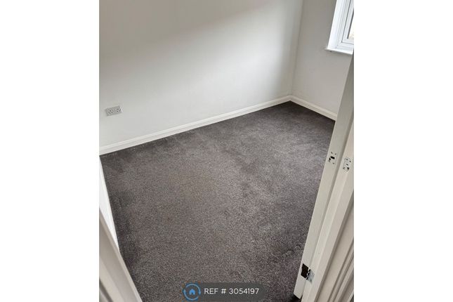 Flat, Victoria House Victoria Street, Felixstowe photo 5